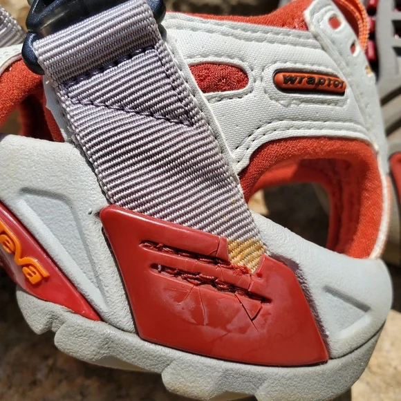 Teva Women's Karnali Wraptor Sport Sandal - Picture 12 of 13